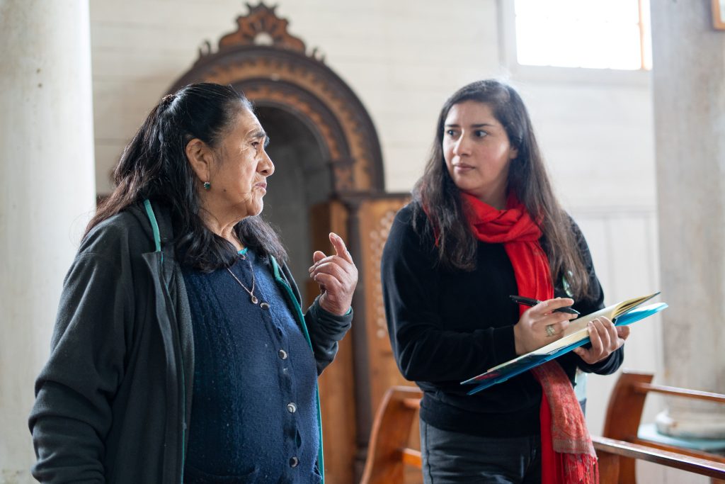 Ruta de las Iglesias de Chiloé: Preservando una Tradición Viva